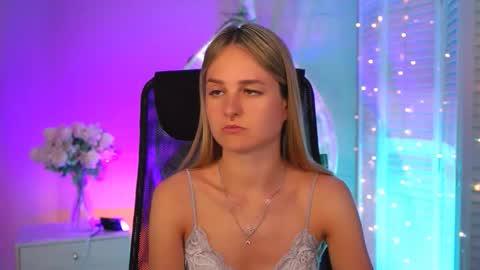 Debora online show from March 2026 08:26:33 AM