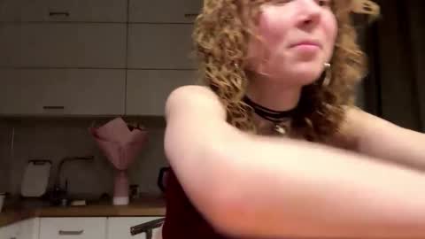 Hello My name is Sarah im new model here and little but shy. online show from January 2026 03:17:01 PM