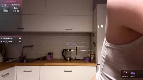 Hello My name is Sarah im new model here and little but shy. online show from March 2026 04:36:01 PM