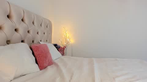 Snapshot of dee_nise chatting on December 2024 10:56:02 AM Denise online show from December 2024 10:56:02 AM