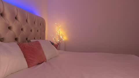 Snapshot of dee_nise chatting on December 2024 08:43:01 PM Denise online show from December 2024 08:43:01 PM