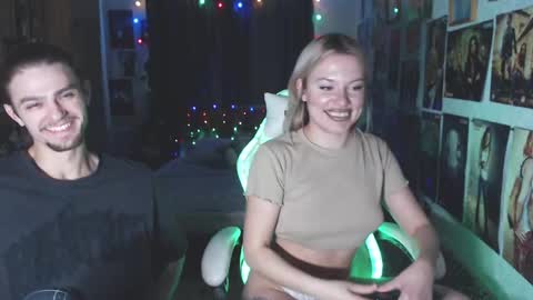 deepholedayss online show from April 2026 10:42:01 AM