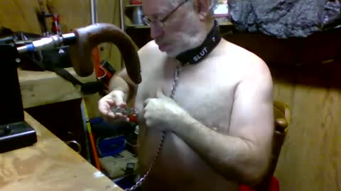 Snapshot of deepthroat227 chatting on December 2024 05:02:01 AM Deepthroat My Big Dildos online show from December 2024 05:02:01 AM