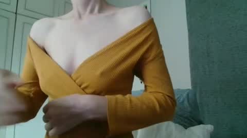 KamiDevi online show from September 2025 01:48:02 PM