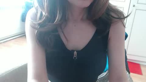 KamiDevi online show from April 2026 01:01:02 PM