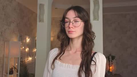 Amy online show from September 2025 07:19:02 PM