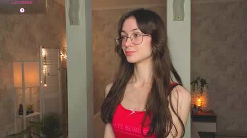 Amy online show from October 2025 07:27:01 PM