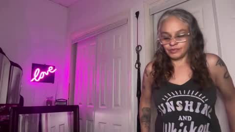 Tori online show from September 2025 01:33:02 AM