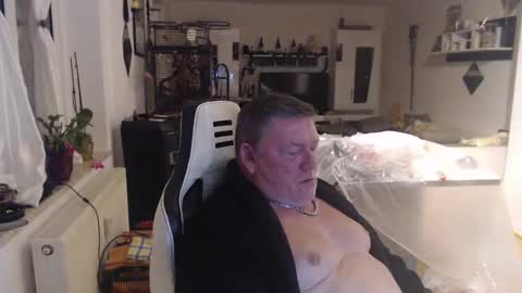 deinprinz2312 online show from December 2024 06:11:02 AM