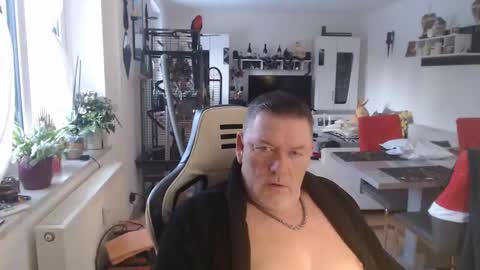 deinprinz2312 online show from January 2025 07:24:01 AM