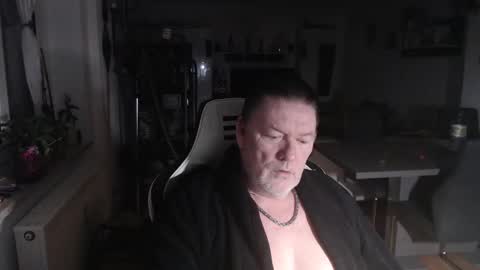 deinprinz2312 online show from March 2025 04:38:02 AM