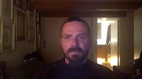 Snapshot of deivitzzz chatting on November 2025 05:34:01 PM Hermes online show from November 2025 05:34:01 PM