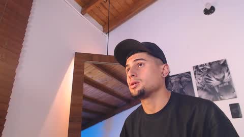 Snapshot of deivy_gram chatting on December 2024 06:19:01 AM DEIVY online show from December 2024 06:19:01 AM