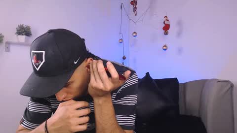 Snapshot of deivy_gram chatting on December 2024 08:23:02 PM DEIVY online show from December 2024 08:23:02 PM