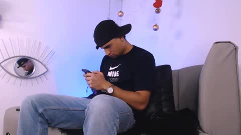 Snapshot of deivy_gram chatting on January 2025 10:29:02 PM DEIVY online show from January 2025 10:29:02 PM