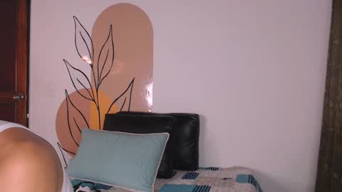 Snapshot of deivy_gram chatting on March 2025 03:11:01 AM DEIVY online show from March 2025 03:11:01 AM