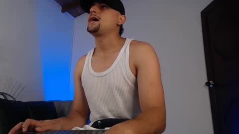 Snapshot of deivy_gram chatting on September 2025 04:17:02 AM DEIVY online show from September 2025 04:17:02 AM