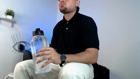 Snapshot of deivy_gram chatting on October 2025 09:02:01 PM DEIVY online show from October 2025 09:02:01 PM