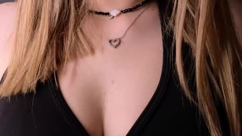 Adla online show from November 2025 08:19:01 PM