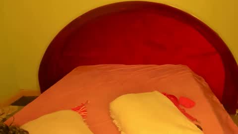 deli_la online show from October 2025 10:34:02 AM