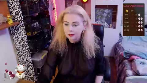 Delicacat online show from November 2025 11:15:01 PM