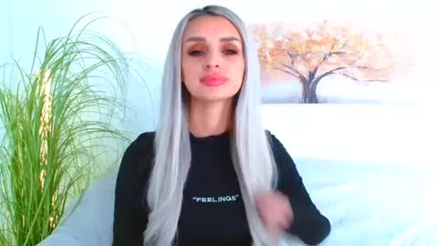 deliciaalove online show from February 2025 07:38:02 PM