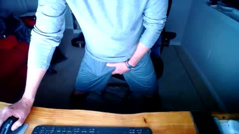 delicioso4u online show from April 2026 05:14:02 AM