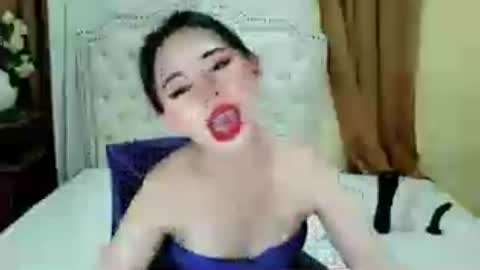 Snapshot of deliciously_sophie chatting on July 2026 07:00:01 AM Sophie online show from July 2026 07:00:01 AM