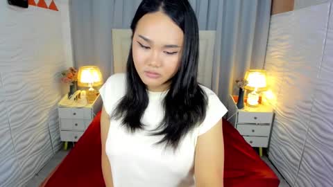 Tyra Colins online show from December 2024 10:32:01 PM