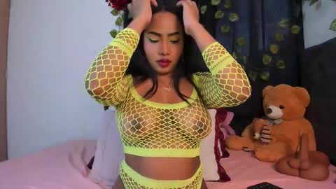 Snapshot of delilah_85 chatting on November 2025 10:32:01 PM Delilah online show from November 2025 10:32:01 PM