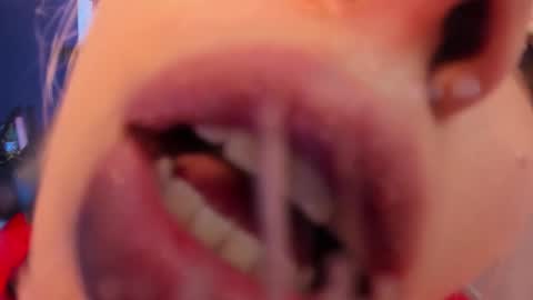 Snapshot of delilah_fix chatting on February 2026 05:34:02 AM della online show from February 2026 05:34:02 AM