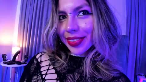 Snapshot of delilah_fix chatting on February 2026 09:33:02 PM della online show from February 2026 09:33:02 PM
