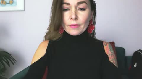 delilah_sweet online show from February 2026 02:34:01 PM