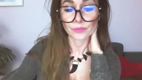 delilah_sweet online show from April 2026 04:07:01 PM