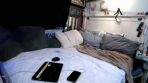 Delilah  Juju online show from April 2026 04:54:01 AM