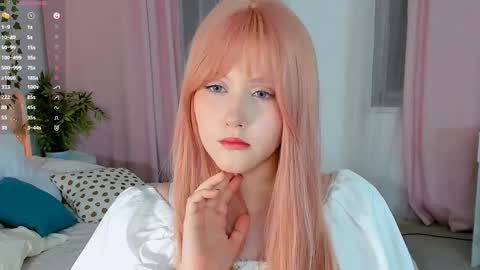 Delilah or Laila online show from September 2025 09:14:02 PM