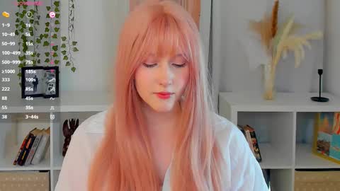 Delilah or Laila online show from September 2025 10:02:02 PM