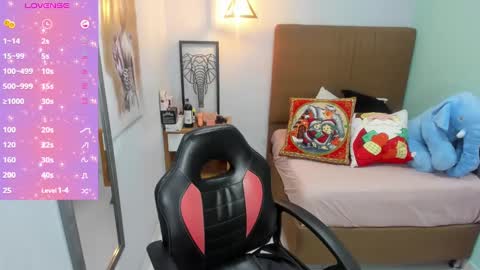 delilaquinn online show from December 2024 07:08:02 PM