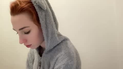 Delivery      online show from February 2025 10:04:02 PM