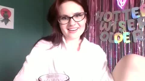 dellacrush_ online show from February 2025 04:14:02 PM