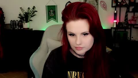 dellacrush_ online show from February 2026 06:56:01 PM