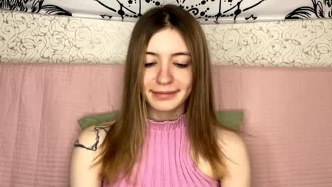 Snapshot of dellisifuentes chatting on May 2026 06:51:02 AM Sia online show from May 2026 06:51:02 AM