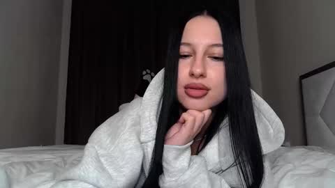 delly_love online show from October 2025 09:24:01 PM