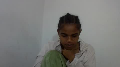 Snapshot of delphineee chatting on July 2026 05:04:02 AM delphine online show from July 2026 05:04:02 AM