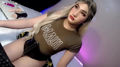 Chesca online show from December 2024 10:17:01 PM