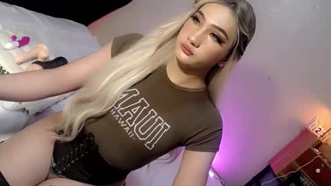 Chesca online show from December 2024 02:43:02 AM