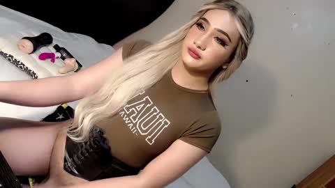 Chesca online show from December 2024 03:34:01 AM