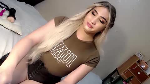 Chesca online show from January 2025 02:35:02 PM