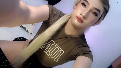 Chesca online show from January 2025 09:36:01 PM