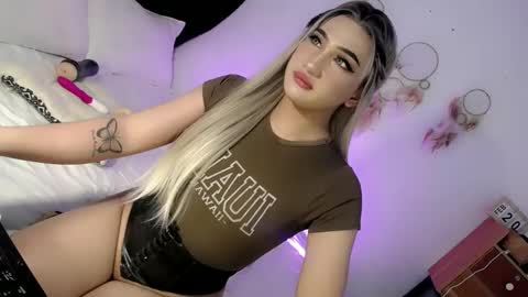 Chesca online show from February 2025 04:02:01 PM